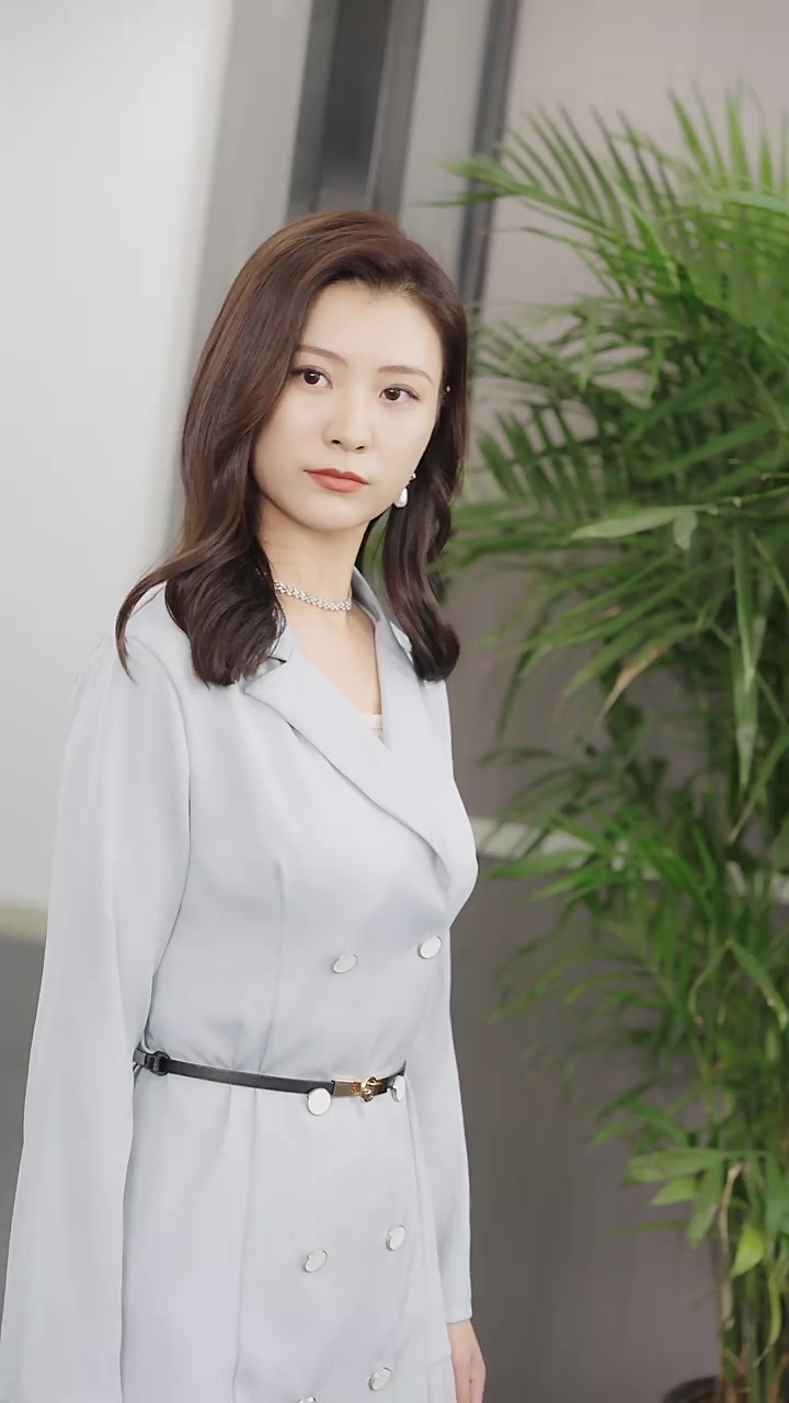 辞职后，前总裁对我余情未了第01集